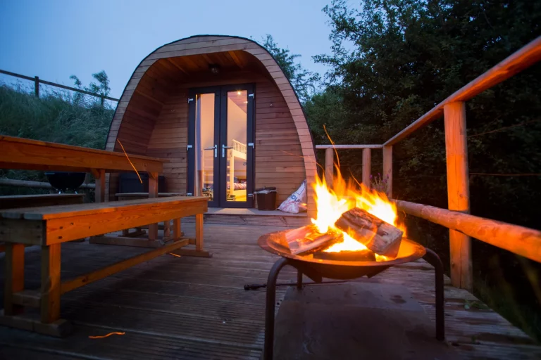 Lavender Pod firepit | Cosy Pod with firepit