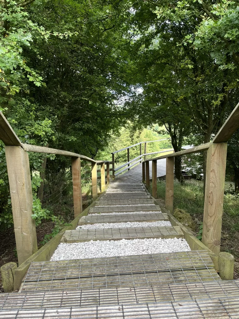 Damson Glamping Pod steps